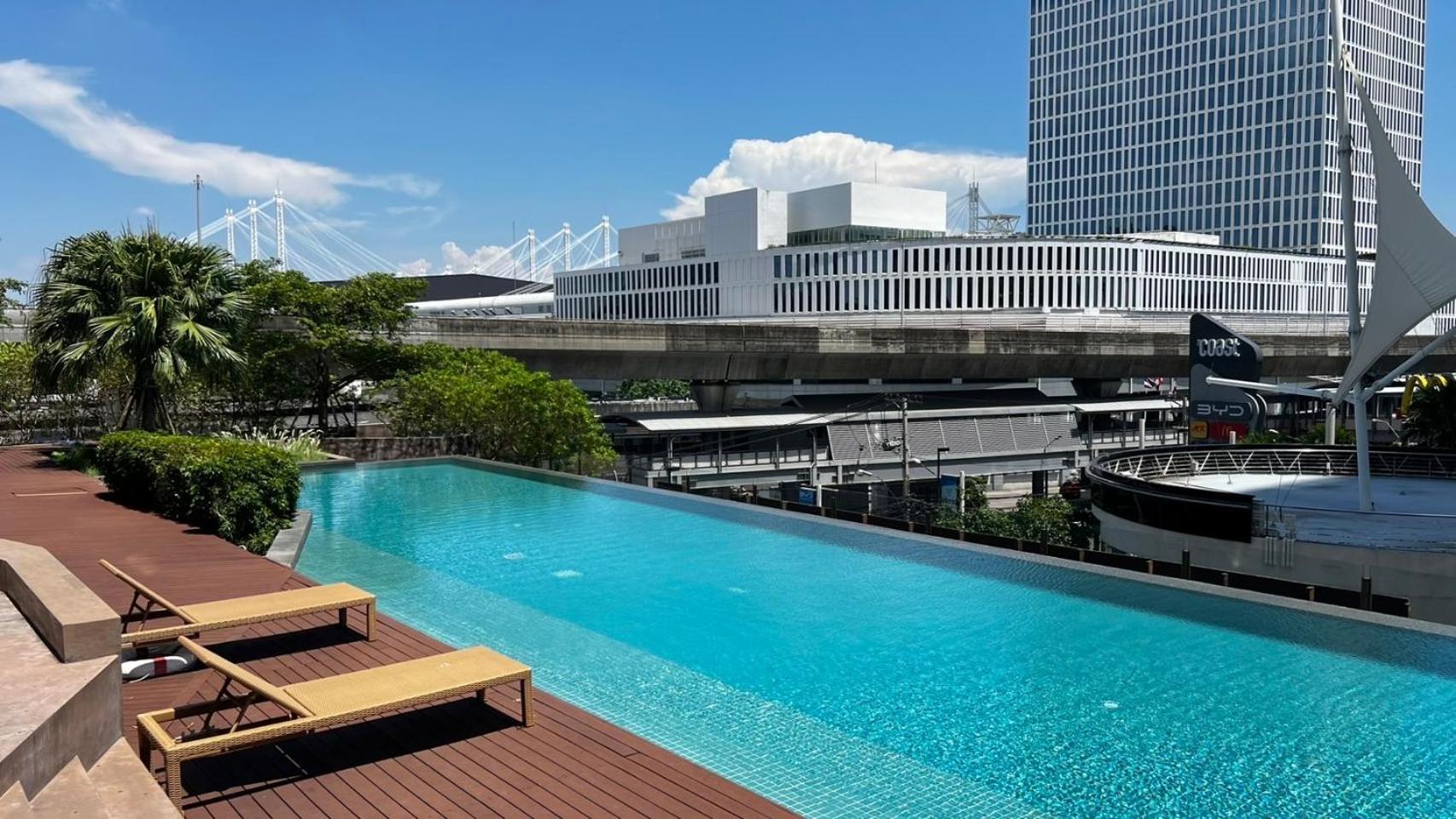 The Coast Appartement Bangkok Buitenkant foto